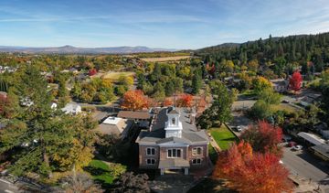 An aerial view of Downtown Jacksonville, Oregon in the fall.